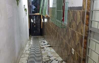 Imagem 1: Casa mobiliada. Piscina, 2 Banheirose2 Dormitórios