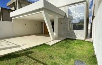 Imagem: A casa em condomínio possui 4 Dormitórios, 5 Banheiros, 2