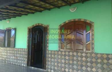 Imagem: A casa possui 2 Dormitórios, 2 Banheiros, 3 Vagas na garagem