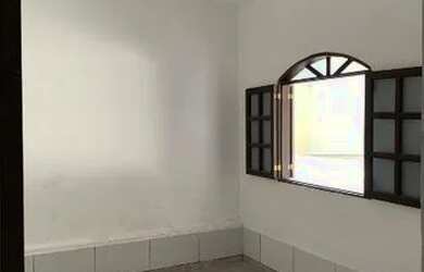 Imagem 10: Casa independente de R$ 1.300,00 por R$ 1.150,00 na avenida Senhor do...