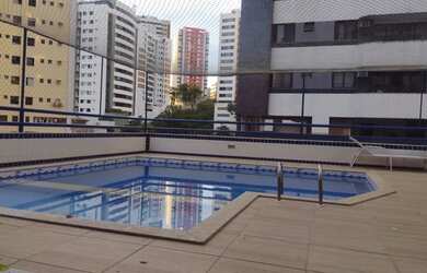 Imagem: O apartamento possui 1 Dormitório, 1 Banheiro, 1 Vaga na garagem