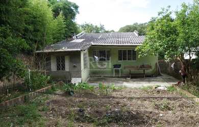 Imagem: A casa possui 5 Dormitórios, 5 Banheiros, 280m² de Área e