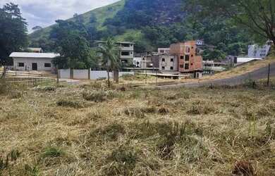 Imagem: O terreno possui 366m² de Área e está localizado em Castelo