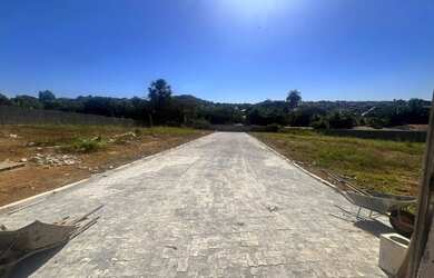 Imagem: O terreno possui 330m² de Área e está localizado em Setor