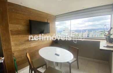 Imagem: O apartamento possui 3 Dormitórios, 2 Banheiros, 2 Vagas na