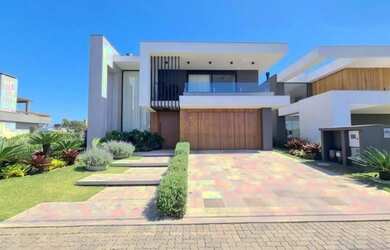 Imagem: A casa em condomínio possui 3 Dormitórios, 5 Banheiros, 2