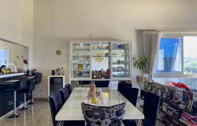 Imagem 15: Casa Térrea para Venda em Jandira, Jardim do Golf I, 3 dormitórios, 3 suítes, 3 banheiros