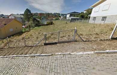 Imagem: O terreno possui 360m² de Área e está localizado em Garibaldi