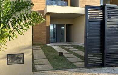 Imagem: A casa possui 3 Dormitórios, 3 Banheiros e está localizado