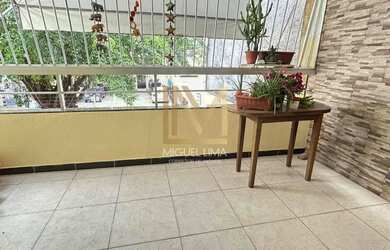 Imagem: A casa possui 3 Dormitórios, 1 Banheiro, 1 Vaga na garagem