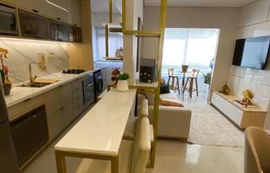 Imagem: O apartamento possui 2 Dormitórios, 1 Banheiro, 1 Vaga na garagem