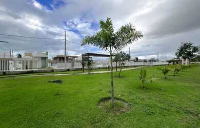 Imagem: O terreno possui 250m² de Área e está localizado em Zona