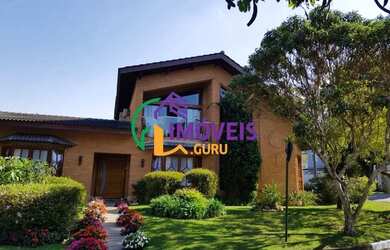 Imagem: A casa em condomínio possui 4 Dormitórios, 4 Banheiros, 5