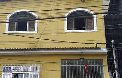Imagem: A casa possui 3 Dormitórios, 2 Banheiros, 83m² de Área e