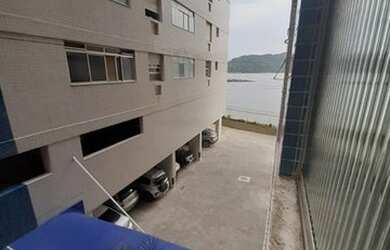 Imagem: O apartamento possui 3 Dormitórios, 3 Banheiros, 2 Vagas na