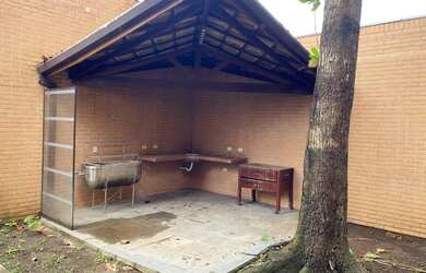 Imagem 14: Casa no Butantã. Churrasqueira, Varanda, Área de serviçoeLareira