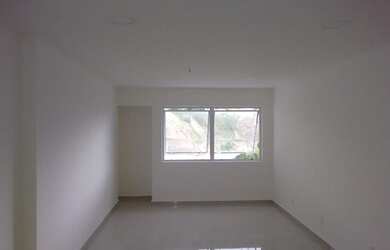 Imagem: O depósito possui 1 Vaga na garagem, 30m² de Área e está