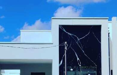 Imagem: A casa em condomínio possui 3 Dormitórios, 3 Banheiros, 1