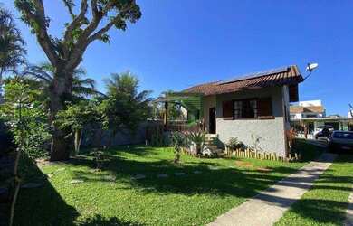 Imagem: A casa em condomínio possui 3 Dormitórios, 4 Banheiros, 4