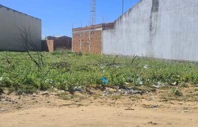 Imagem 1: Baixei pra 65 mil terreno escriturado 12 X 25 no Dom Avelar