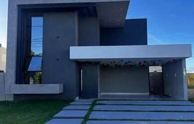 Imagem: A casa em condomínio possui 3 Dormitórios, 2 Banheiros e 2