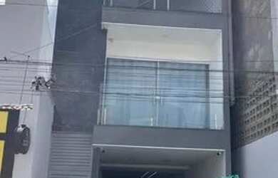 Imagem: O apartamento possui 3 Dormitórios, 3 Banheiros, 300m² de