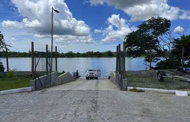 Imagem: O terreno possui 550m² de Área e está localizado em Luzia