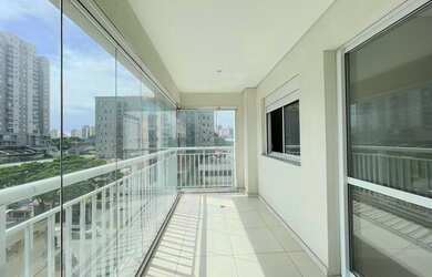 Imagem: O apartamento possui 1 Dormitório, 1 Banheiro, 1 Vaga na garagem