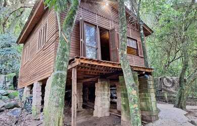 Imagem: A casa possui 1 Dormitório, 1 Banheiro, 50m² de Área e está