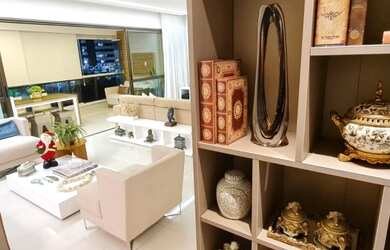 Imagem: O apartamento possui 3 Dormitórios, 5 Banheiros, 2 Vagas na