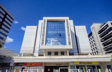 Imagem: O depósito possui 1 Vaga na garagem e 101m² de Área e está