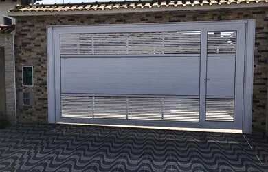 Imagem 2: Casa na Praia com Piscina