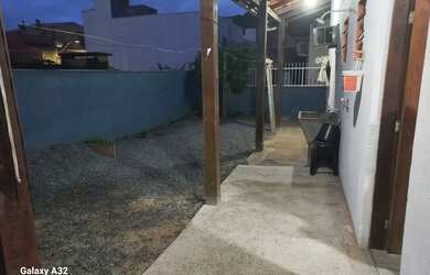 Imagem 6: Temporada! Casa com ótima localização a 100 metros da praia de Enseada