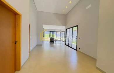 Imagem 2: Casa em Condomínio Fechado para venda com 210 m² e 3 quartos em Centro, Piratininga - SP