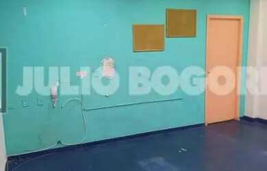 Imagem 5: Méier - Loja - frente de rua - 89 m² - vaga de garagem - sol da manhã