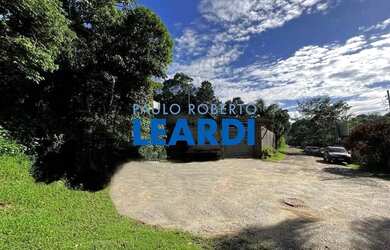 Imagem: O terreno possui 860m² de Área e está localizado em Jardim