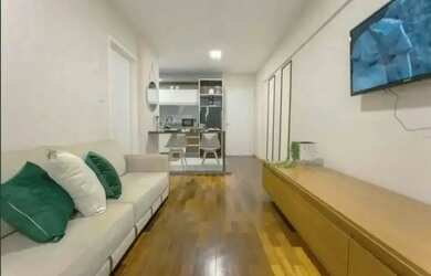 Imagem: A kitnet possui 1 Dormitório, 1 Banheiro, 1 Vaga na garagem