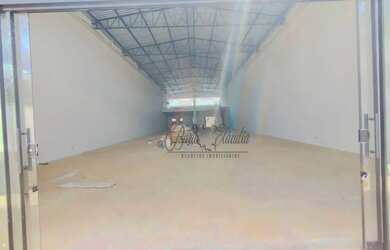 Imagem: O depósito possui 1 Vaga na garagem, 562m² de Área e Imóvel