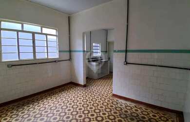 Imagem 3: Casa - / Comercial / Centro