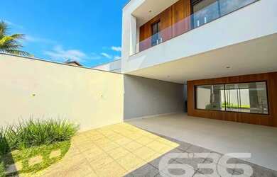 Imagem: A casa possui 3 Dormitórios, 4 Banheiros, 4 Vagas na garagem