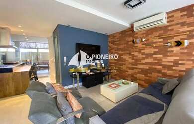 Imagem: A casa em condomínio possui 3 Dormitórios, 3 Banheiros, 2