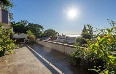 Imagem: O apartamento possui 3 Dormitórios, 2 Banheiros, 2 Vagas na