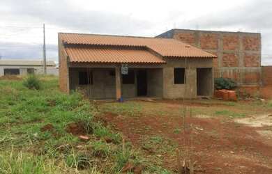 Imagem 4: Casa - 45 mil. 250m² de Área, 5 Vagas na garageme2 Dormitórios