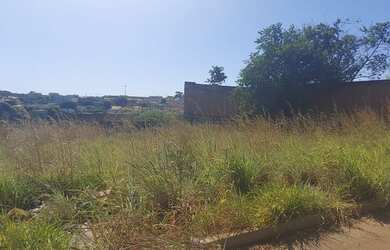 Imagem: O terreno possui 360m² de Área e está localizado em Setor