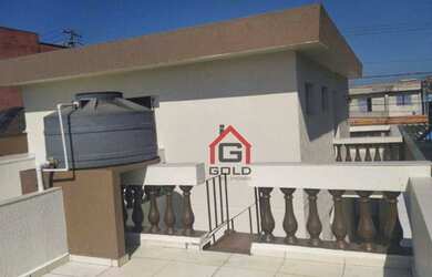 Imagem: A casa possui 3 Dormitórios, 2 Banheiros, 2 Vagas na garagem