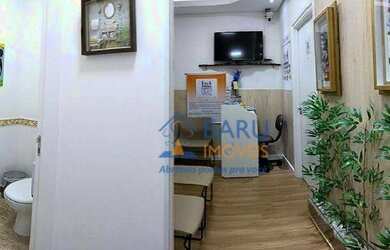 Imagem: O depósito possui 1 Vaga na garagem e 34m² de Área e está