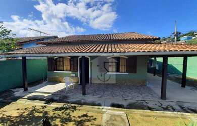 Imagem: A casa possui 2 Dormitórios, 1 Banheiro, 1 Vaga na garagem