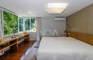 Imagem 14: ITANHANGÁ Casa. Piscina, Churrasqueira, 450m² de Áreae4 Vagas na garagem