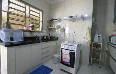 Imagem 16: São José do Rio Preto - Casa Padrão - Jardim América