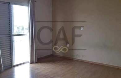 Imagem: A casa possui 3 Dormitórios, 3 Banheiros, 5 Vagas na garagem